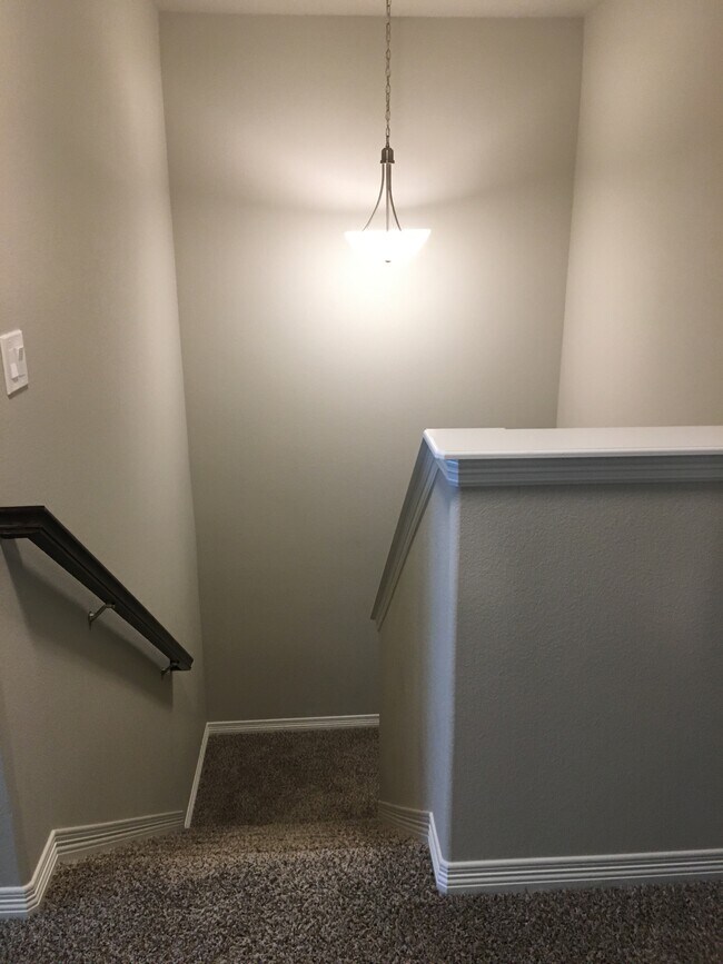 Building Photo - 11125 Rockcastle Dr