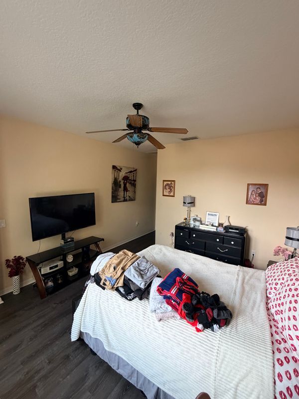 Building Photo - 9167 Chandler Dr