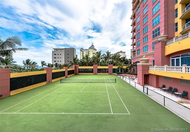 Building Photo - 2100 N Ocean Blvd