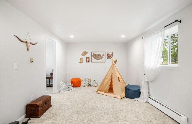 Building Photo - Grand View Estates - 4bd 4ba 2acres FOR RENT!
