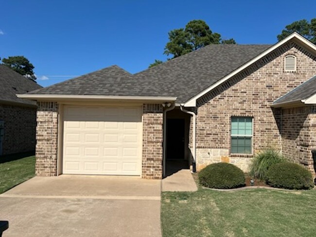 Primary Photo - 3986 Mobley Ln
