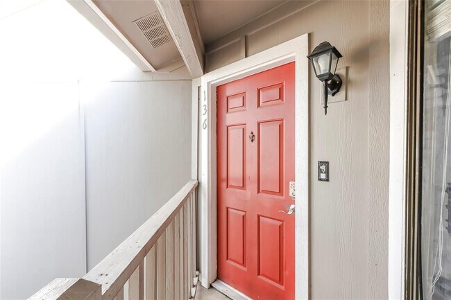 Building Photo - 1740 Timber Ridge Rd