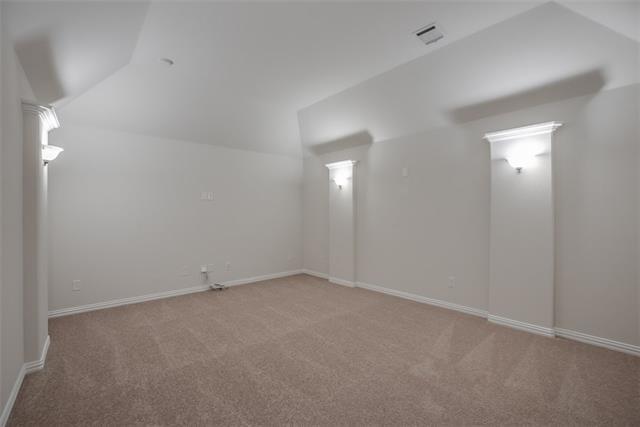 Building Photo - 15226 Catalpa Rd