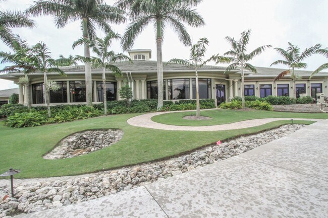 Building Photo - Fully Furnished Seasonal Condo Rental At Golf & Country Club - AVAIL DEC & APRIL!