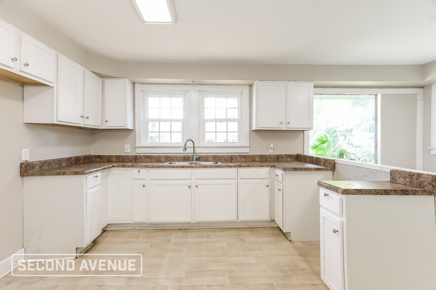 Building Photo - 4844 Court R