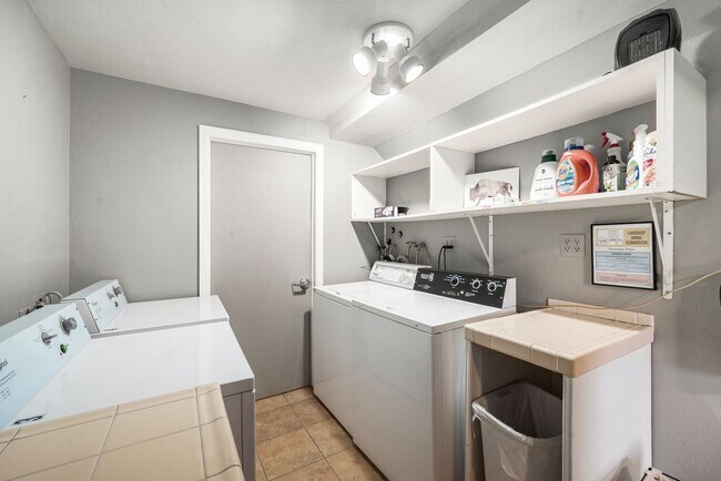 Building Photo - 36 Emerson St