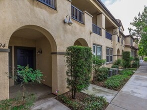 Building Photo - 1694 Paseo Aurora