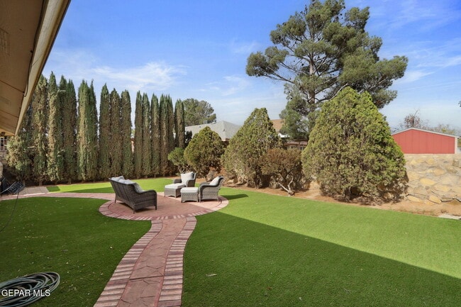 Building Photo - 3286 Sal Berroteran Dr