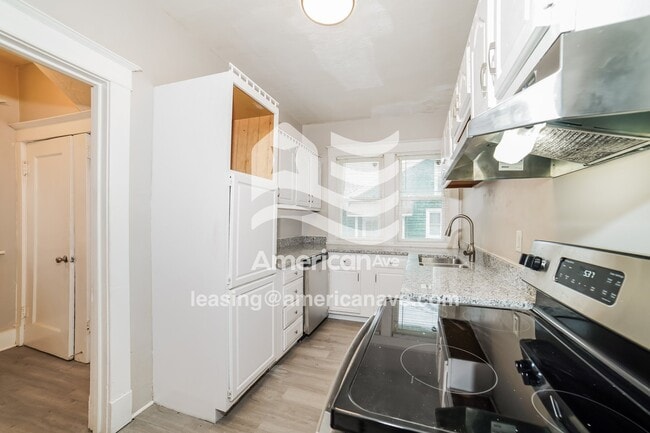 Building Photo - 2107 N Peoria Ave
