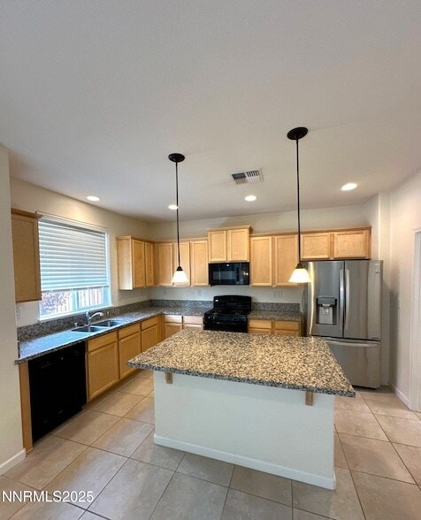 Building Photo - 7115 Diversey Dr