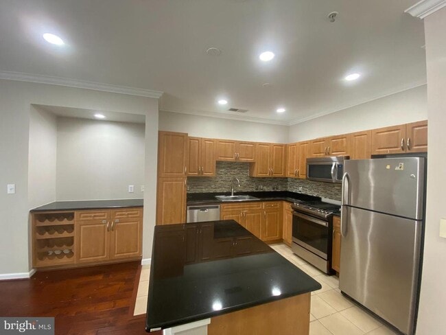 Building Photo - 12929 Centre Park Cir