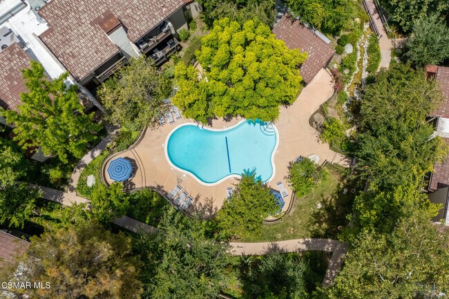 Building Photo - 21901 Burbank Blvd