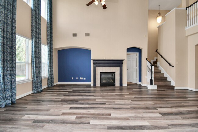 Building Photo - 2923 Manchester Cove