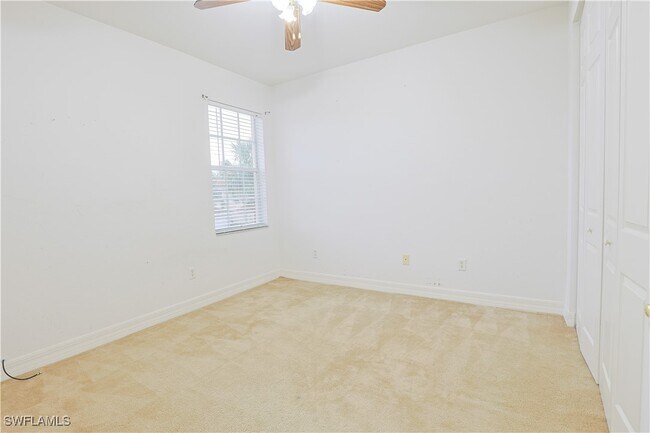 Building Photo - 10391 Carolina Willow Dr