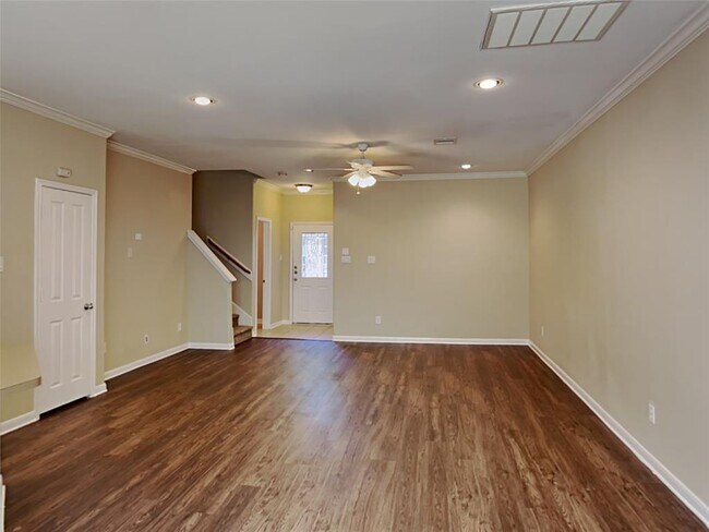 Building Photo - 8034 Singing Sonnet Ln
