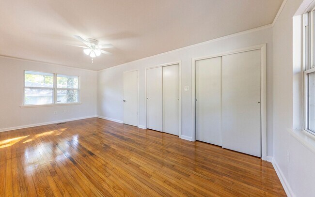 Building Photo - Welcome home!