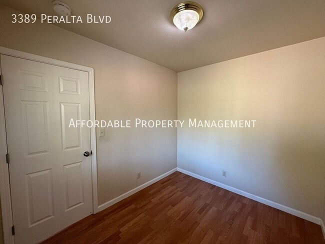 Building Photo - 3389 Peralta Blvd