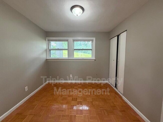 Building Photo - 8423 Korea Dr