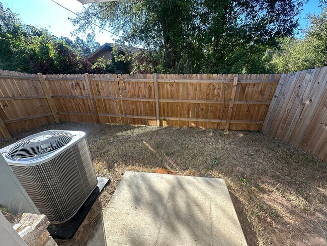 Building Photo - 11682 State Hwy 64