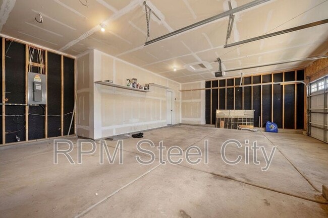 Building Photo - 5104 Tabor Lane