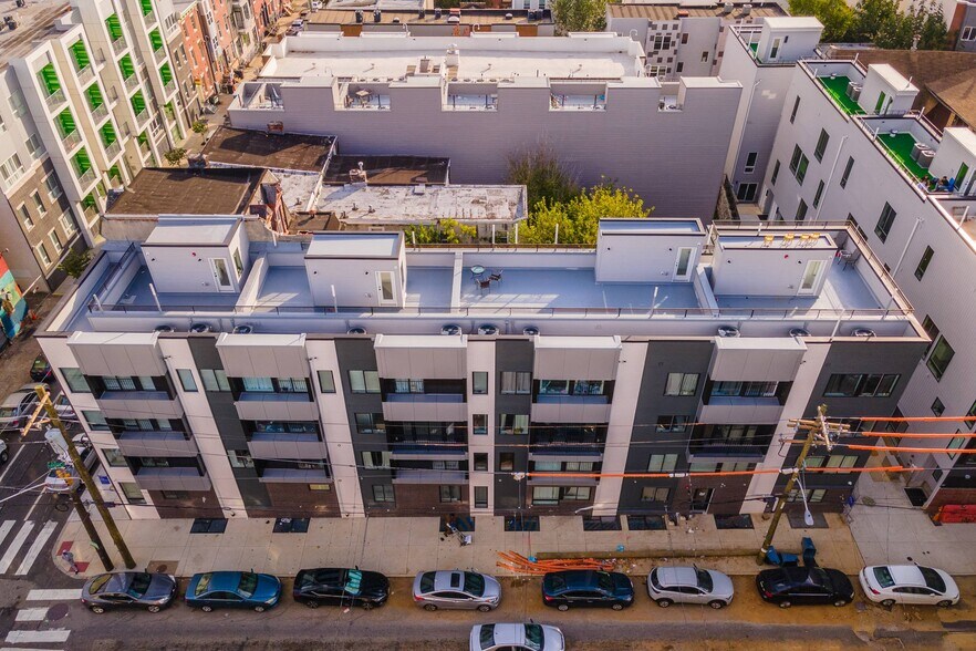 Building Photo - 1338 N 15th St