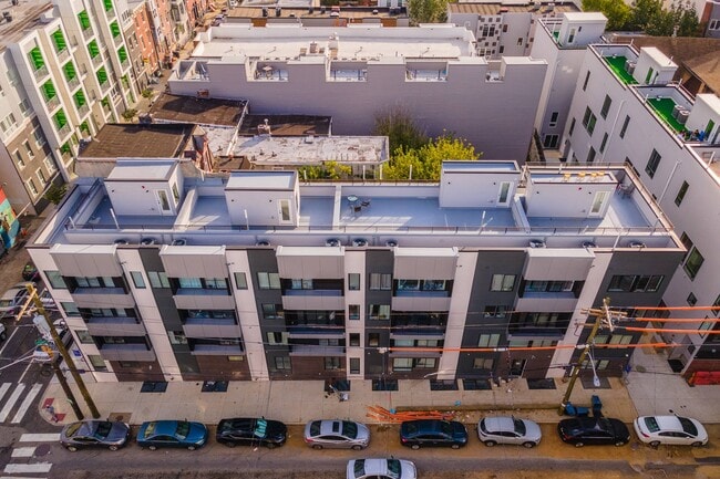 Building Photo - 1338 N 15th St