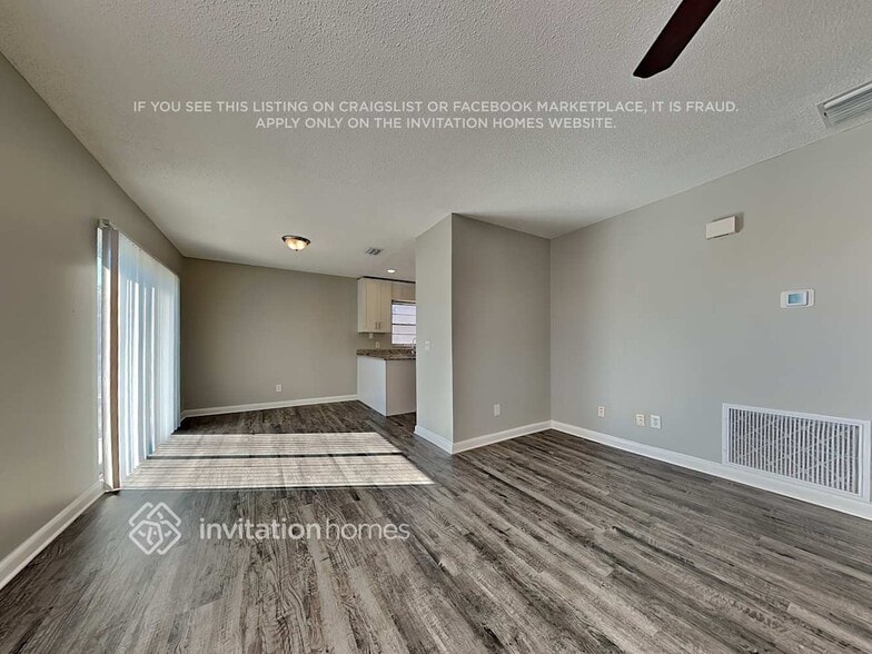 Building Photo - 7813 Chaperon Ct