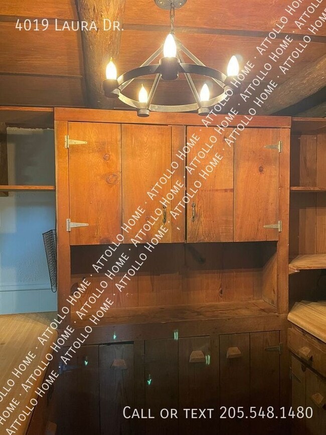 Building Photo - 4019 Laura Dr