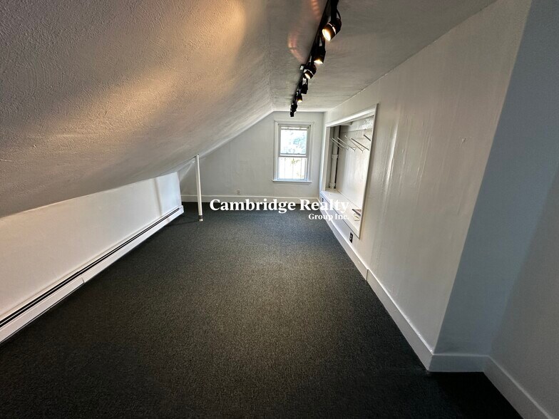 Building Photo - 18 Tremont St