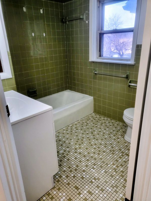 Building Photo - 640 S 2nd St