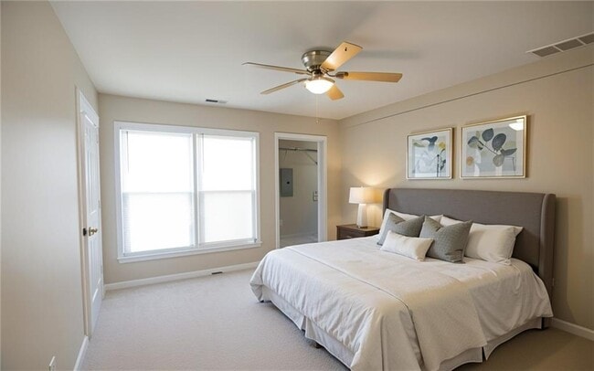 Building Photo - 1156 Magnolia Way SE