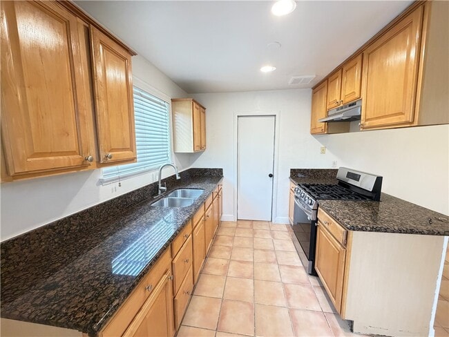 Building Photo - 12660 Yorba Ave