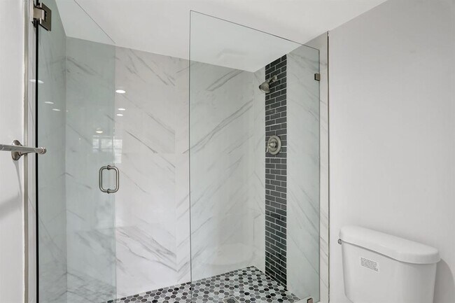 Building Photo - 1704 Andros Isle