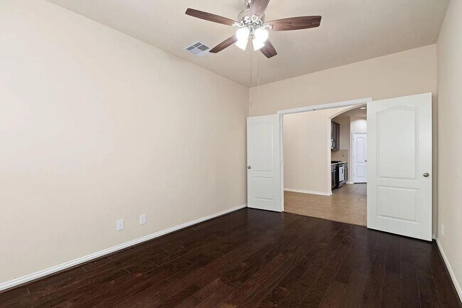 Building Photo - 16007 David Hill Ln