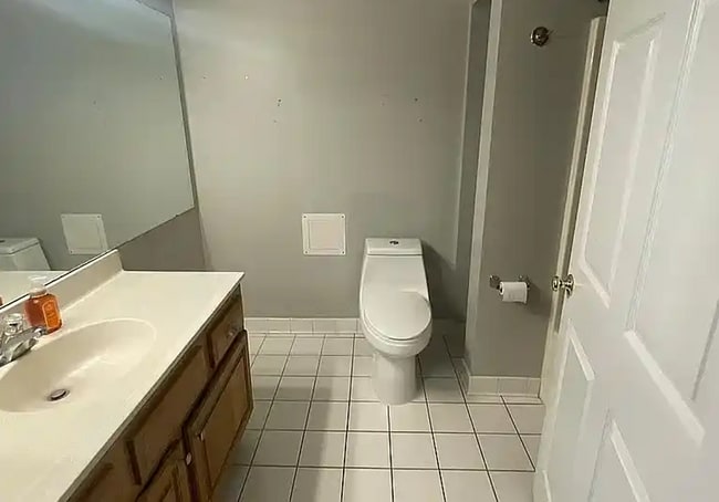 Building Photo - Condo In Annapolis