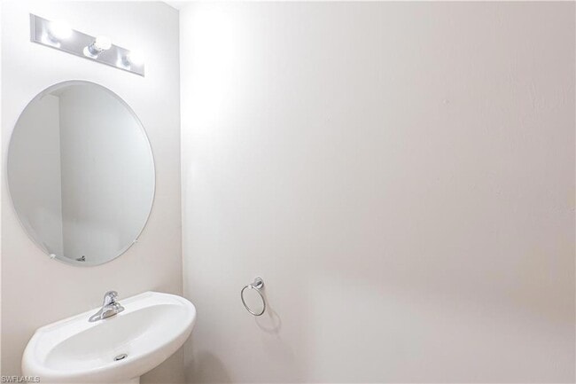 Building Photo - 15091 Wildflower Cir