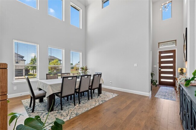 Building Photo - 853 Calusa Dr