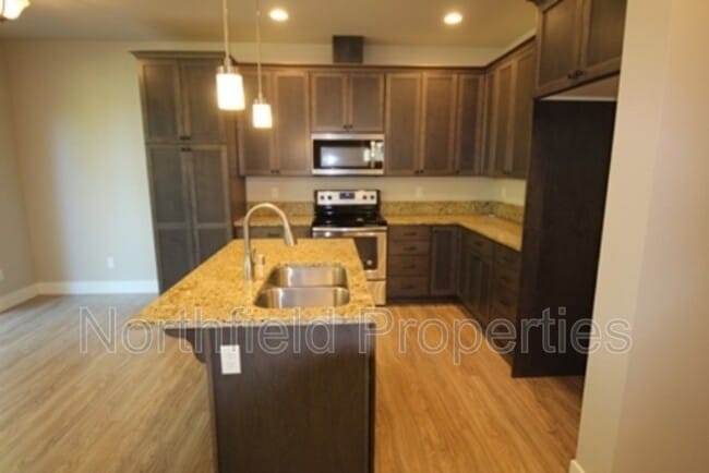 Building Photo - 4857 100th St NE