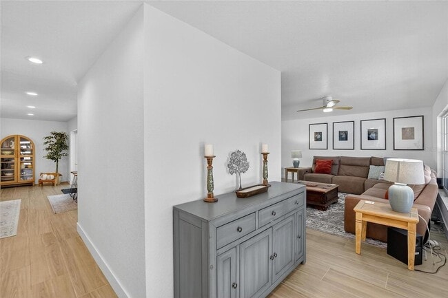 Building Photo - 6337 Cocoa Ln