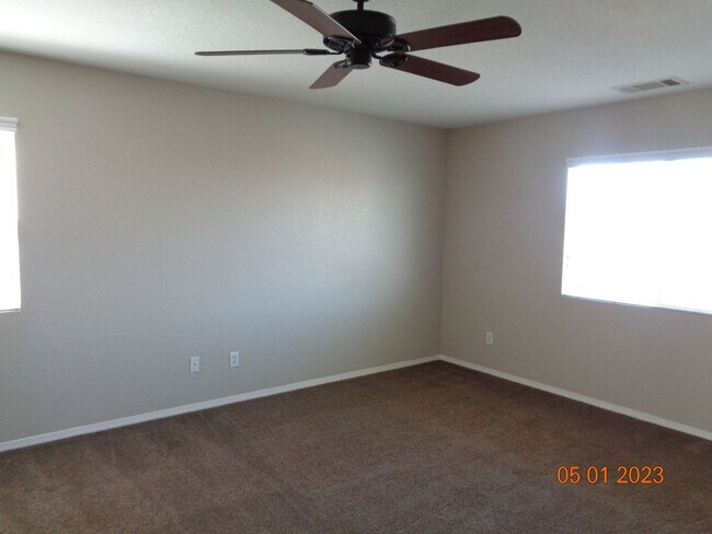 Building Photo - 2739 Garnet Ln
