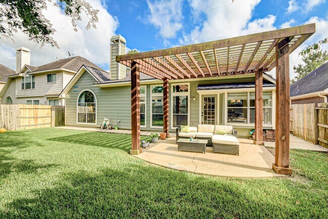 Building Photo - 3607 Glenhill Drive