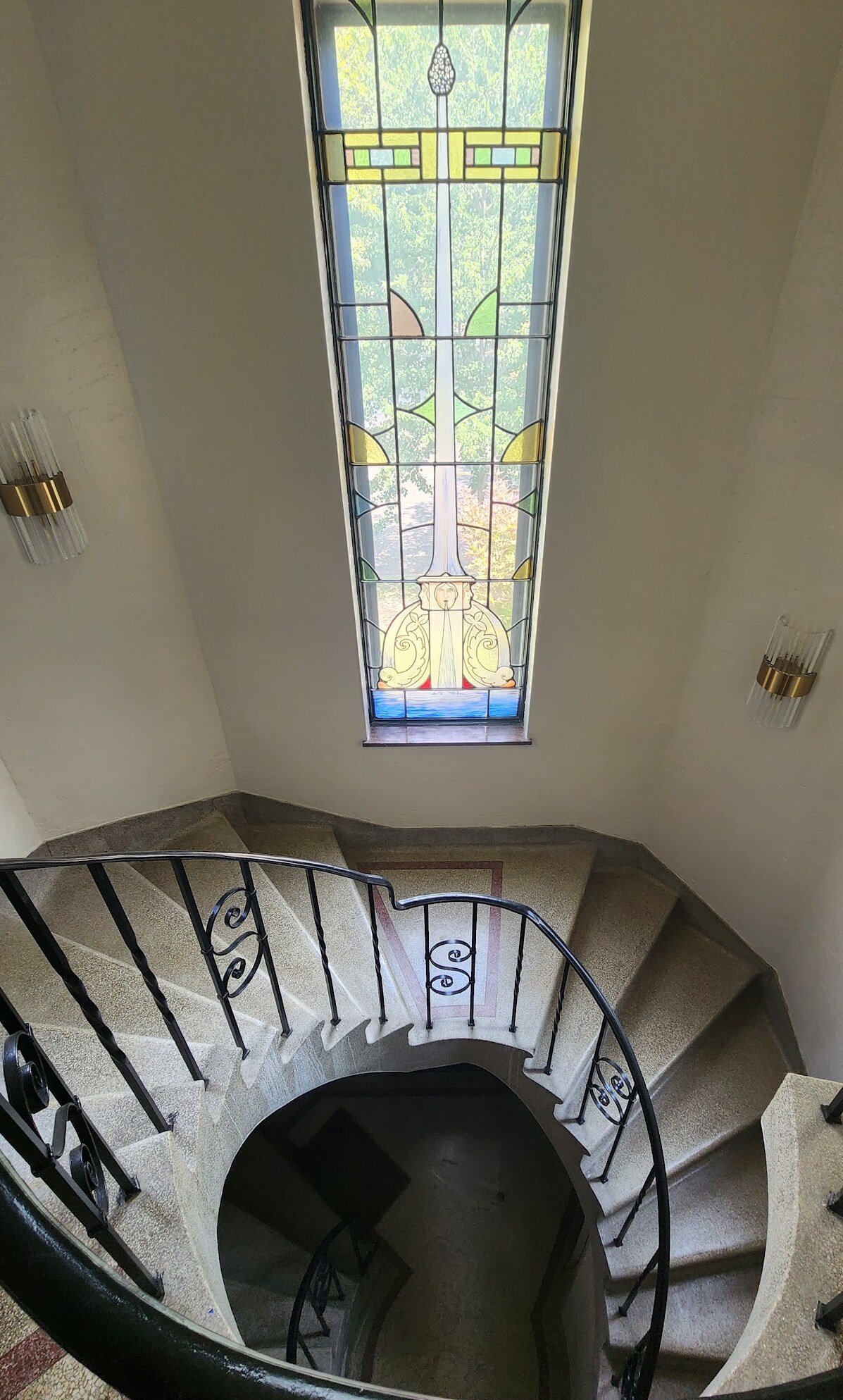 Building Photo - 6226 Nottingham Ave