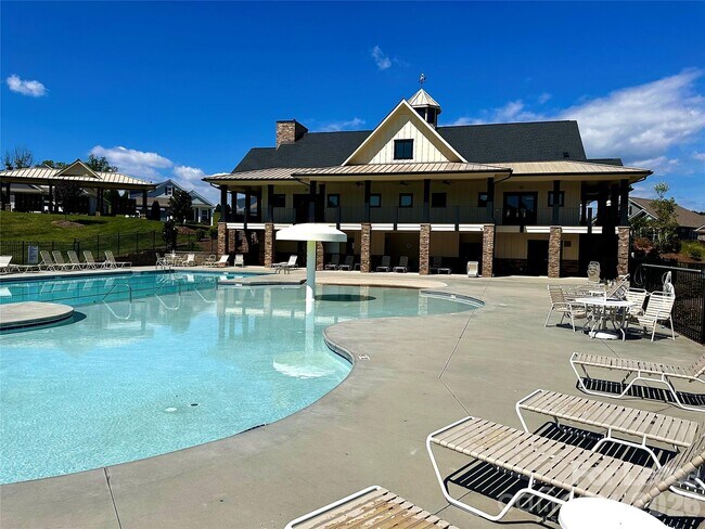 Building Photo - 340 Secretariat Dr