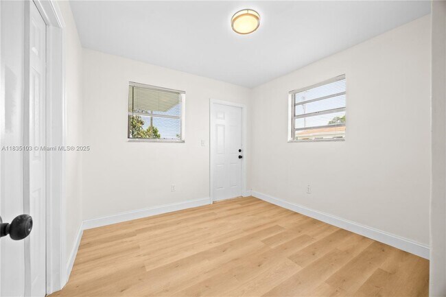 Building Photo - 10521 SW 184th St