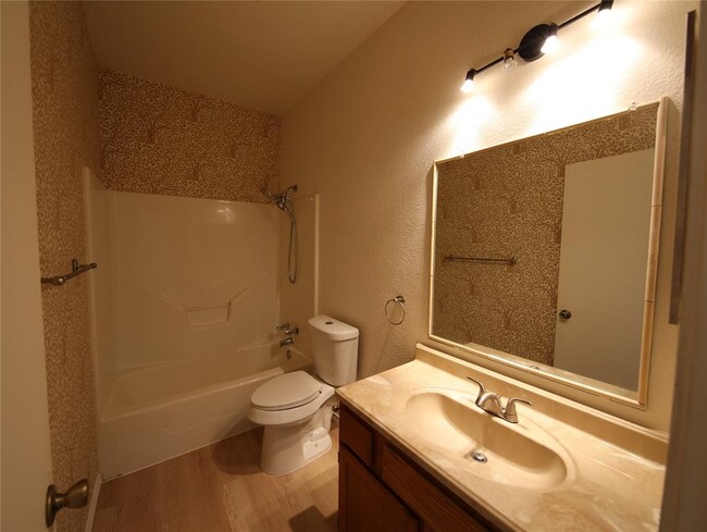 Building Photo - 412 Northern Trail