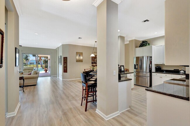 Building Photo - 2941 Twin Oaks Way