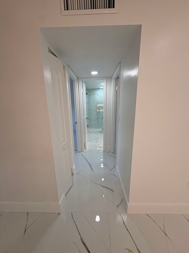 Building Photo - 7707 Camino Real