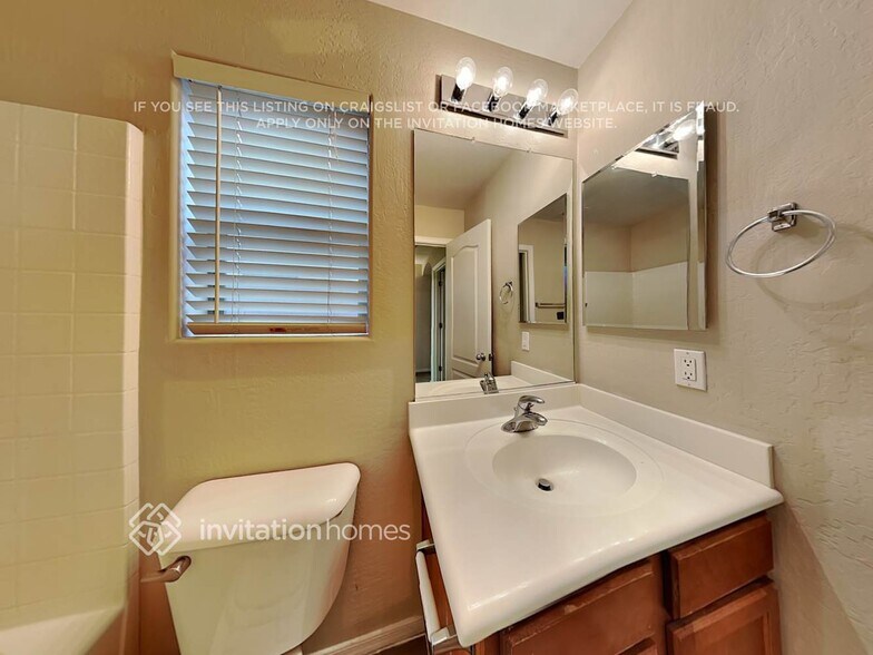 Building Photo - 5307 W T Ryan Ln