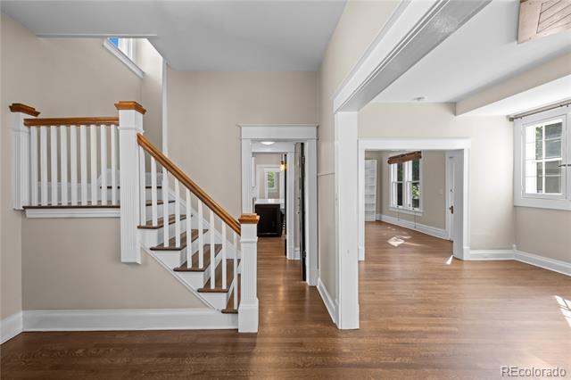 Building Photo - 570 Gilpin St