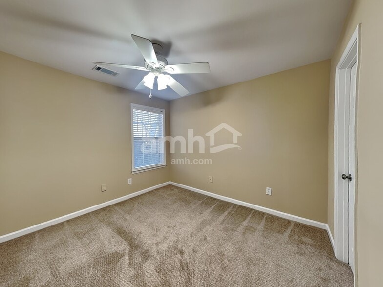 Building Photo - 1735 Trellis Pl